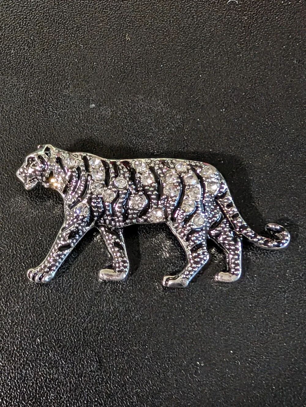Rhinestone Tiger Brooch - Silver Crystal Animal Pin